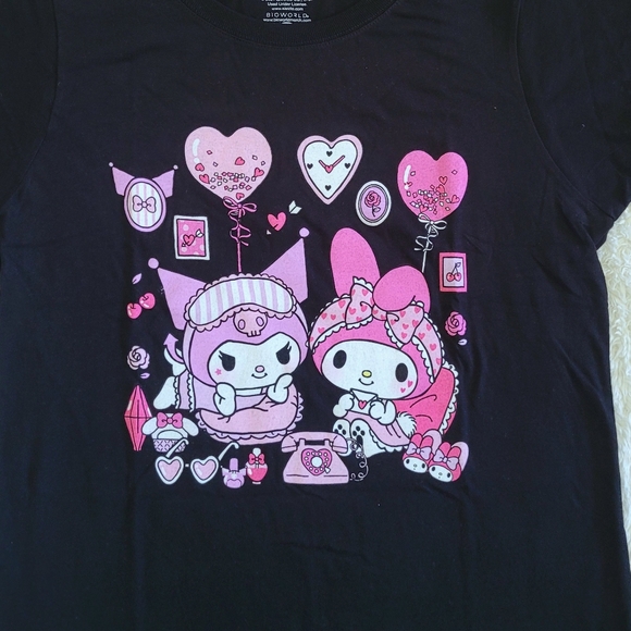 Sanrio Hello👋 Kitty🐈 and Friends Graphic Tee👕 - NWOT - Picture 3 of 10